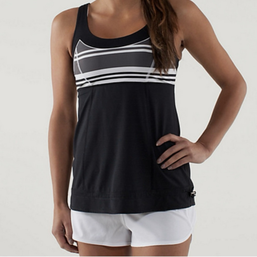 Lululemon Run Ta Ta Topper Tank Top in Black Groovy Stripe Nimbus Cinch Hem. 4?